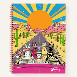 Chats Rétro en Vacances Prennent un Journal de Rou