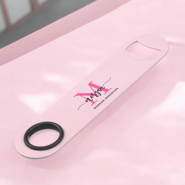 Chaud rose moderne Script Girl Monogramme Nom (Créateur téléchargé)