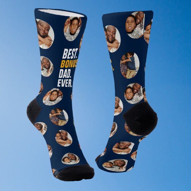 Chaussette 4 Photo Collage Meilleur Bonus Papa Jamais (4 Photo Collage Best Bonus Dad Ever Socks from Ricaso. Stepdad fathers day gift ideas)