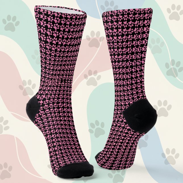 Chaussette Chaussettes Empreintes de pattes simples en noir e (Pink and black paw print socks.)