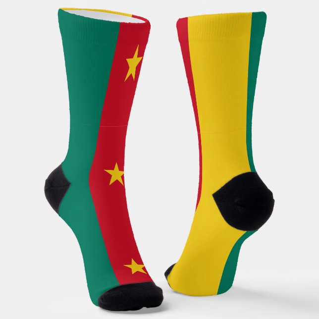 Chaussette Chaussettes pour femmes avec le drapeau du Camerou (Angulaire)