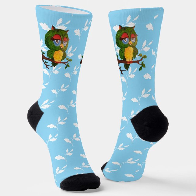 Chaussette Chouette Sage Vieille Assise Sur Une Branche D'Arb (Créateur téléchargé)