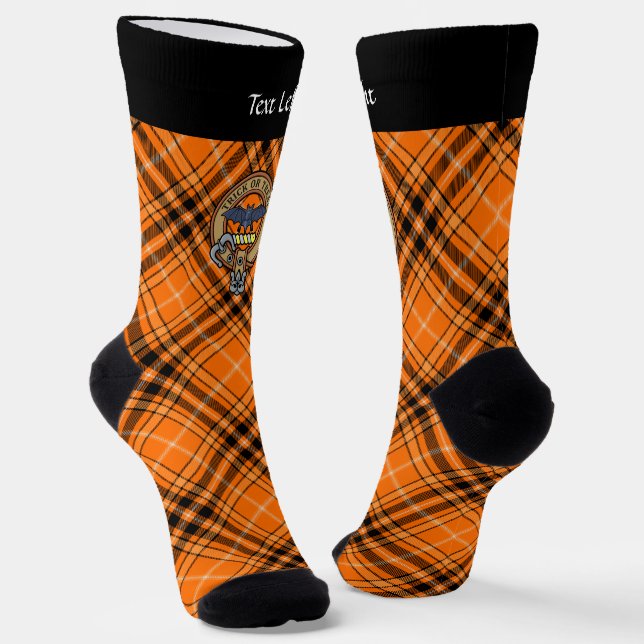 Chaussette Cimier d'Halloween sur des chaussettes de Tartan (Angulaire)
