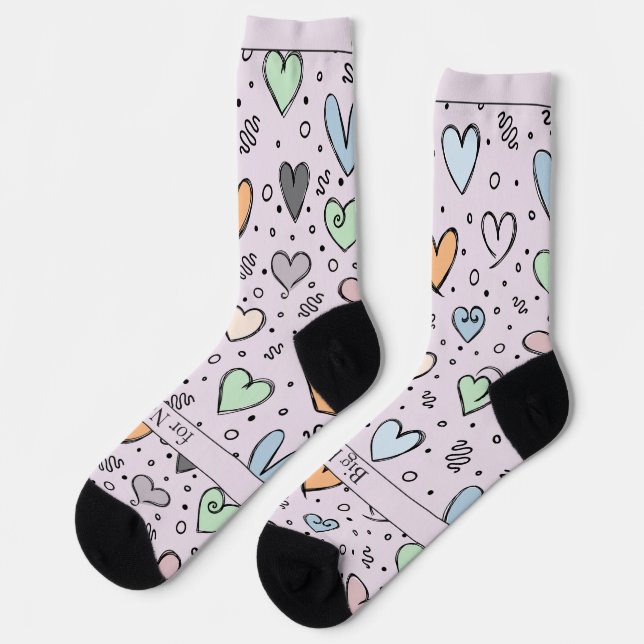 Chaussette Cœurs gribouillés sur fond rose avec texte (Gauche)