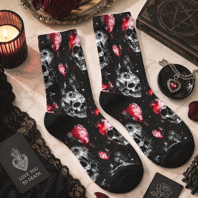 Chaussette Crânes gothiques et cœurs rouges Saint-Valentin so (Créateur téléchargé)