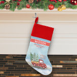 Chaussette De Noël Aquarelle Buffle Plaid Camion Rouge Famille de nei<br><div class="desc">Vous avez besoin d'un joli décor de maison de vacances ? Essayez cette aquarelle cool ensemencée de Noël avec un camion à bison rouge et noir conduisant dans une rue enneigée transportant des arbres de Noël. Le texte de Noël rouge et le texte personnalisé du nom de famille. Idéal pour...</div>