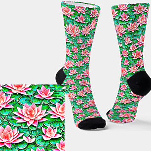 Chaussette Des Fleurs De Lotus Roses Qui Se Posent Sur Des Fe