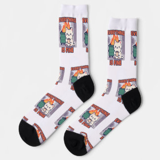 Chaussette Everything is fine cat with coffee dumpster fire