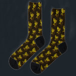Chaussette Flamme de Menorah<br><div class="desc">Un rendu numérique brun et or de la menorah juive à sept branches (hébreu : מְ נ וֹ רָ ‎). La menorah à sept branches, utilisée dans le sanctuaire portatif mis en place par Moïse dans le désert et plus tard dans le Temple de Jérusalem, est un symbole du judaïsme...</div>