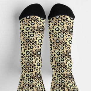 Chaussette Fleurs en papier découpé multicolores sur fond noi