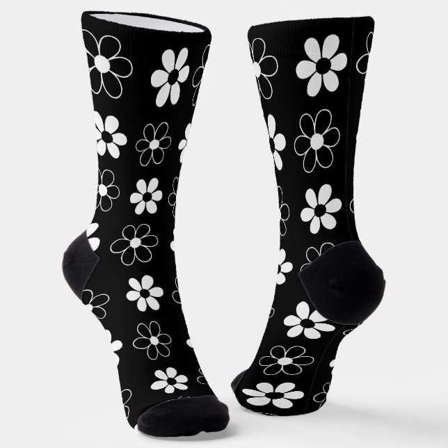 Chaussette Fleurs modernes en noir et blanc sur fond noir (Angulaire)