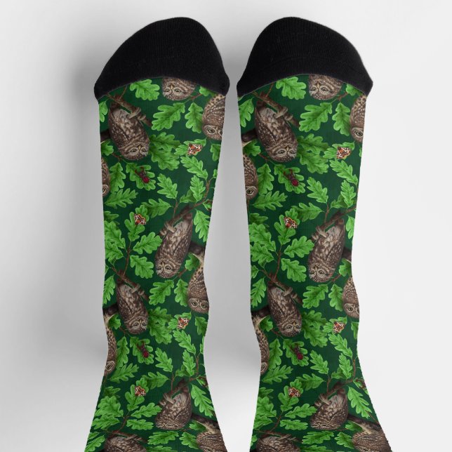 Chaussette Hiboux dans la forêt sur fond vert foncé (Haut)