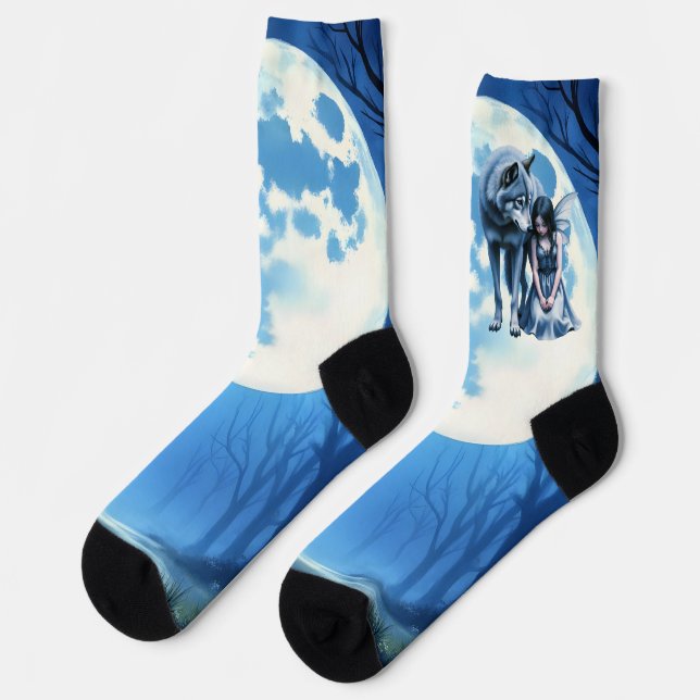 Chaussette Moonlit Bond – The Wolf and the Gothic Fairy.   (Gauche)