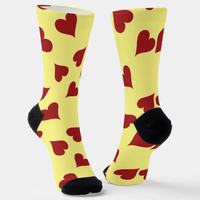 Chaussette Motif de coeur rouge sur jaune (Angulaire)
