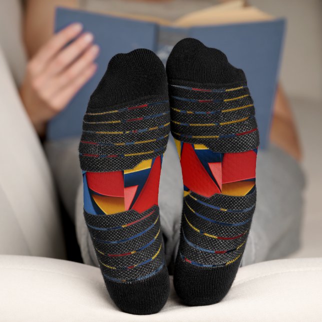 Chaussette Nombreux triangles en rouge, jaune et bleu (Fond)