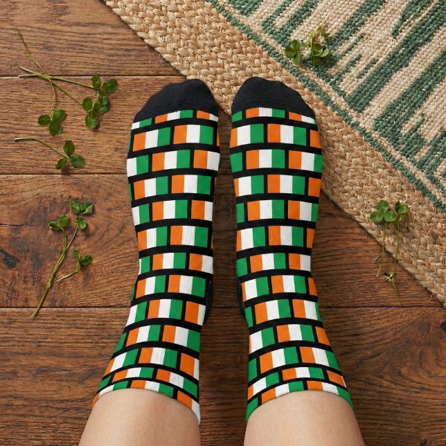 Chaussette Pavillon irlandais Chaussettes d'équipage sportif (Show your Irish side with every step.)