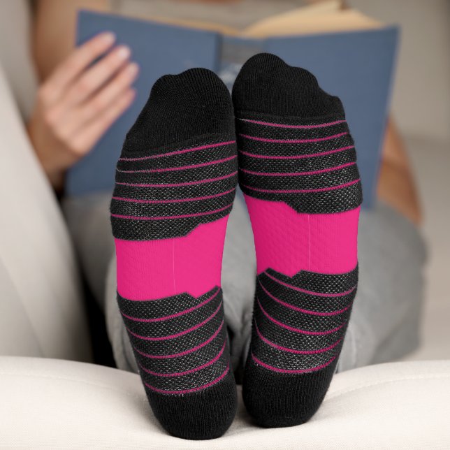 Chaussette un arrière - plan rose avec une bordure noire (Fond)