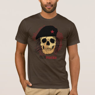 Che suce le T-shirt