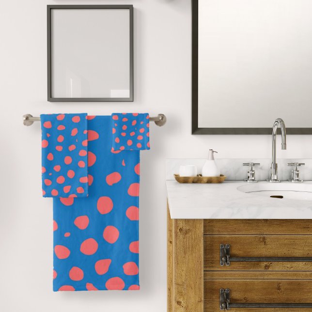 Cheetah taches Coral Blue (Cheetah spots Coral Blue Bath Towel Set by Looly Elzayat
)