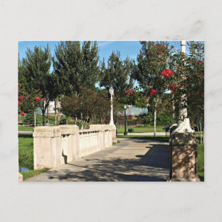 Chemin à travers la carte postale du parc