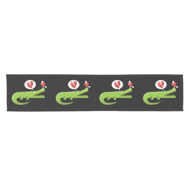 Chemin De Table Court Alligator dans Love Short Table Runner (Horizontal)