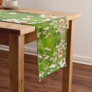 Chemin De Table Court Artistic Bright and Colorful White Garden Daisies