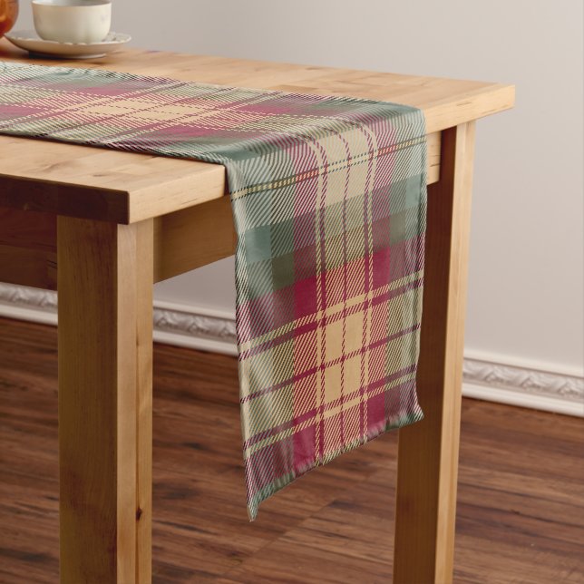 Chemin De Table Court Auld Scotland Tartan Plaid Motif (In Situ)