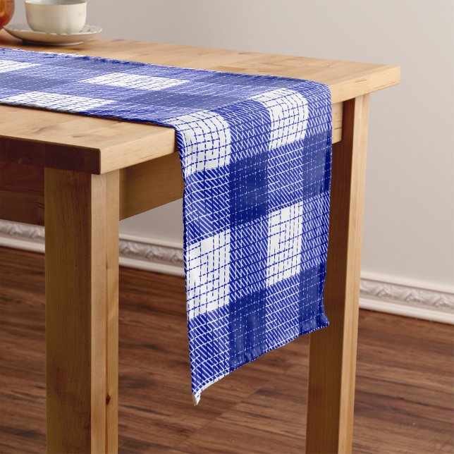 Chemin De Table Court Blue and White Bold Checkered Plaid Design  (Créateur téléchargé)