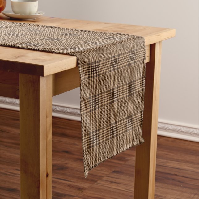 Chemin De Table Court Brown Houndstooth Scottish Check Plaid Motif (In Situ)