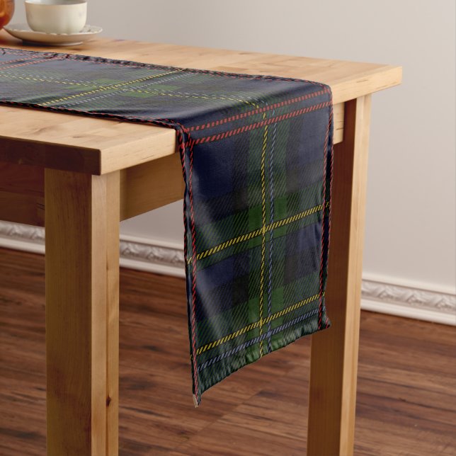 Chemin De Table Court Clan Plaid Malcolm Vert Tartan Rustique (In Situ)