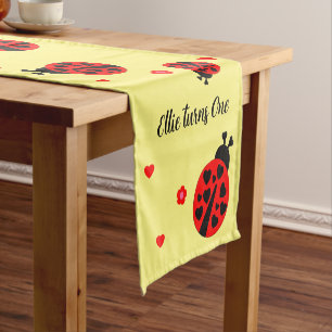 Chemin De Table Court Coccinelle mignonne avec des cœurs