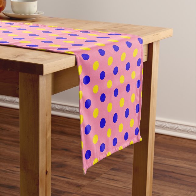 Chemin De Table Court Conception de points polka rose bleu jaune  (In Situ)