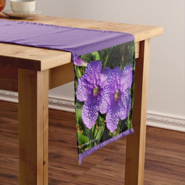 Chemin De Table Court Coureur de table violet (In Situ)