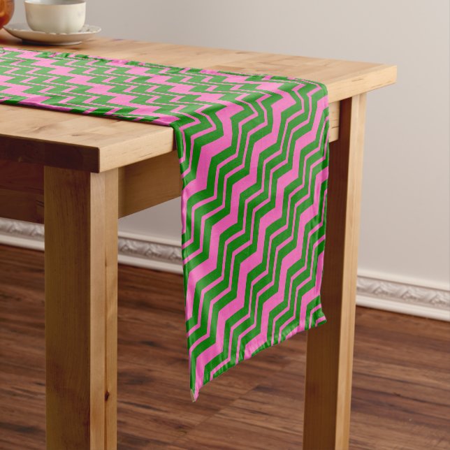 Chemin De Table Court Dessin chevron zigzag vert rose  (In Situ)