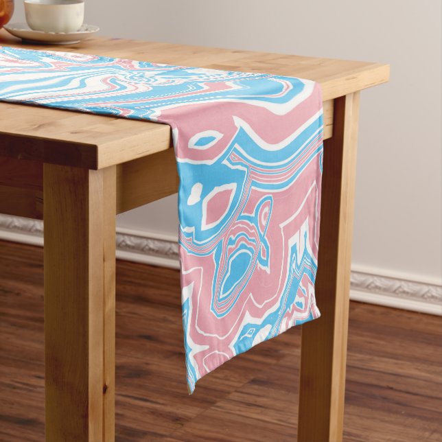 Chemin De Table Court Drapeau de fierté trans Trippsy Boho Groovy Bandes (In Situ)