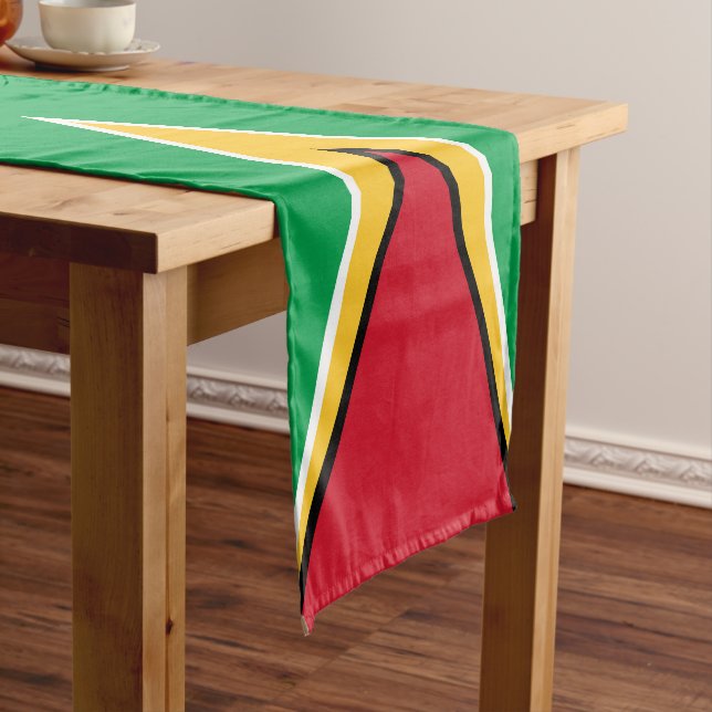 Chemin De Table Court Drapeau de Guyana (In Situ)