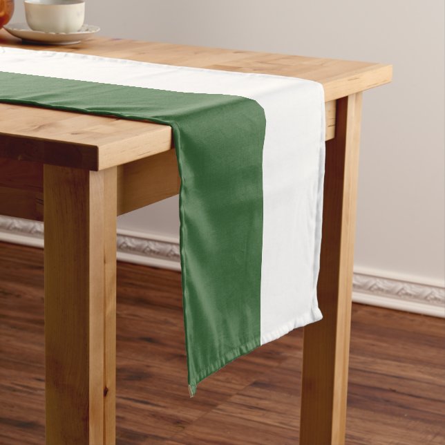 Chemin De Table Court Drapeau de l'Algérie (In Situ)