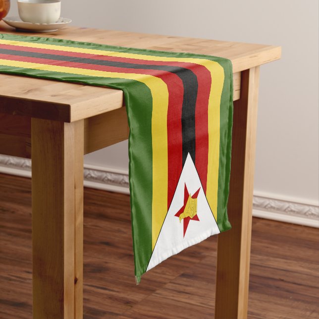 Chemin De Table Court drapeau du Zimbabwe (In Situ)