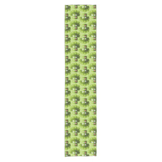 Chemin De Table Court Drôle Cartoon Broccoli Motif