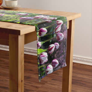 Chemin De Table Court Élégante Tulipes à drapeau triomphal blanc violet