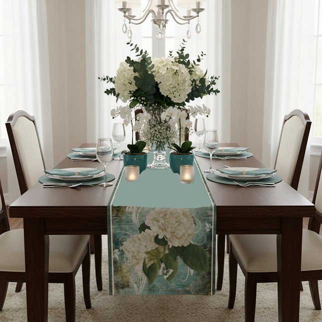Chemin de table court en hortensia blanc (Créateur téléchargé)