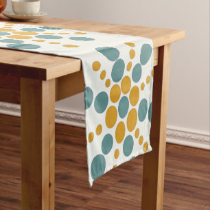 Chemin De Table Court Étoiles ocre jaune et bleu gris pointillées sur bl