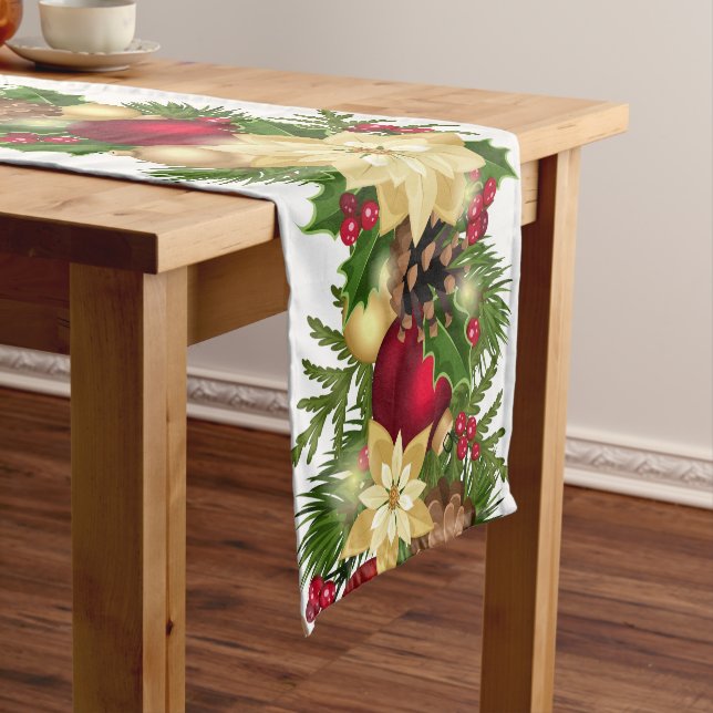 Chemin De Table Court Festif Holiday Garland Table Runner (In Situ)