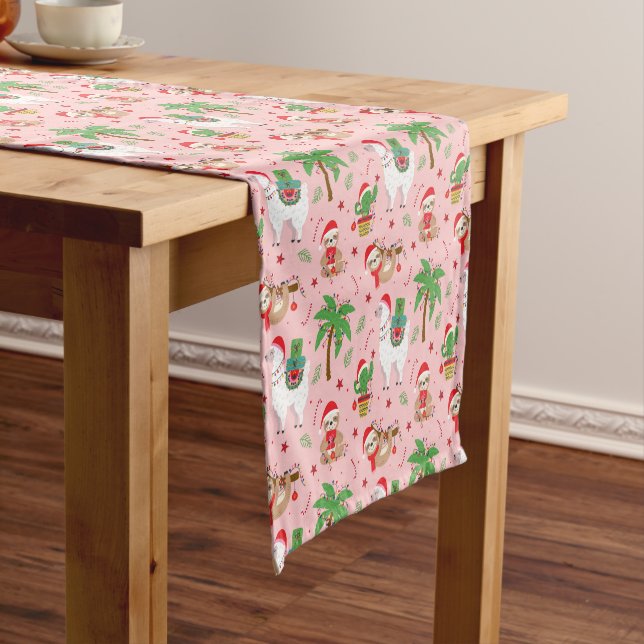 Chemin De Table Court Festive Sloths and Llamas Motif de vacances (In Situ)