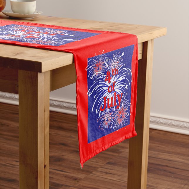 Chemin De Table Court Feu d'artifice rouge, blanc et bleu Petite (In Situ)