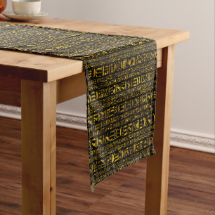 Chemin De Table Court Hiéroglyphes égyptiens anciens or et couleur noire