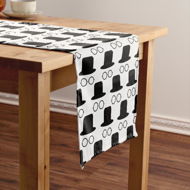 Chemin De Table Court Homme invisible (In Situ)
