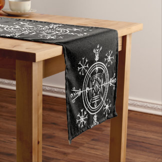 Chemin De Table Court Hulinhjálmur - Norse Sigil d'Invisibilité