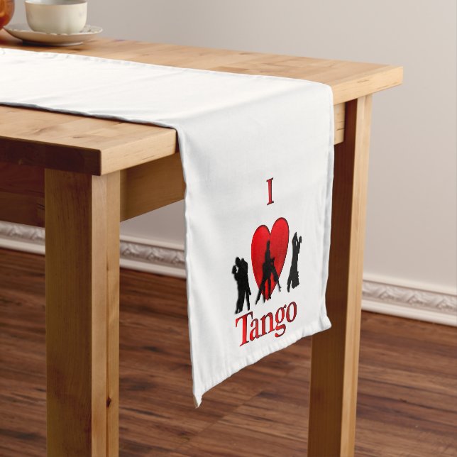 Chemin De Table Court I Heart Tango (In Situ)