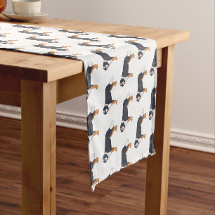 Chemin De Table Court Illustration bernoise d'un chien de montagne